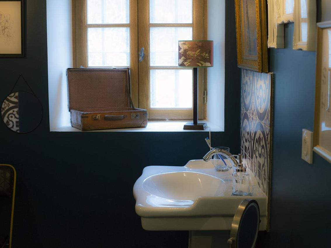 Villa Colombier Pontgibaud Room photo
